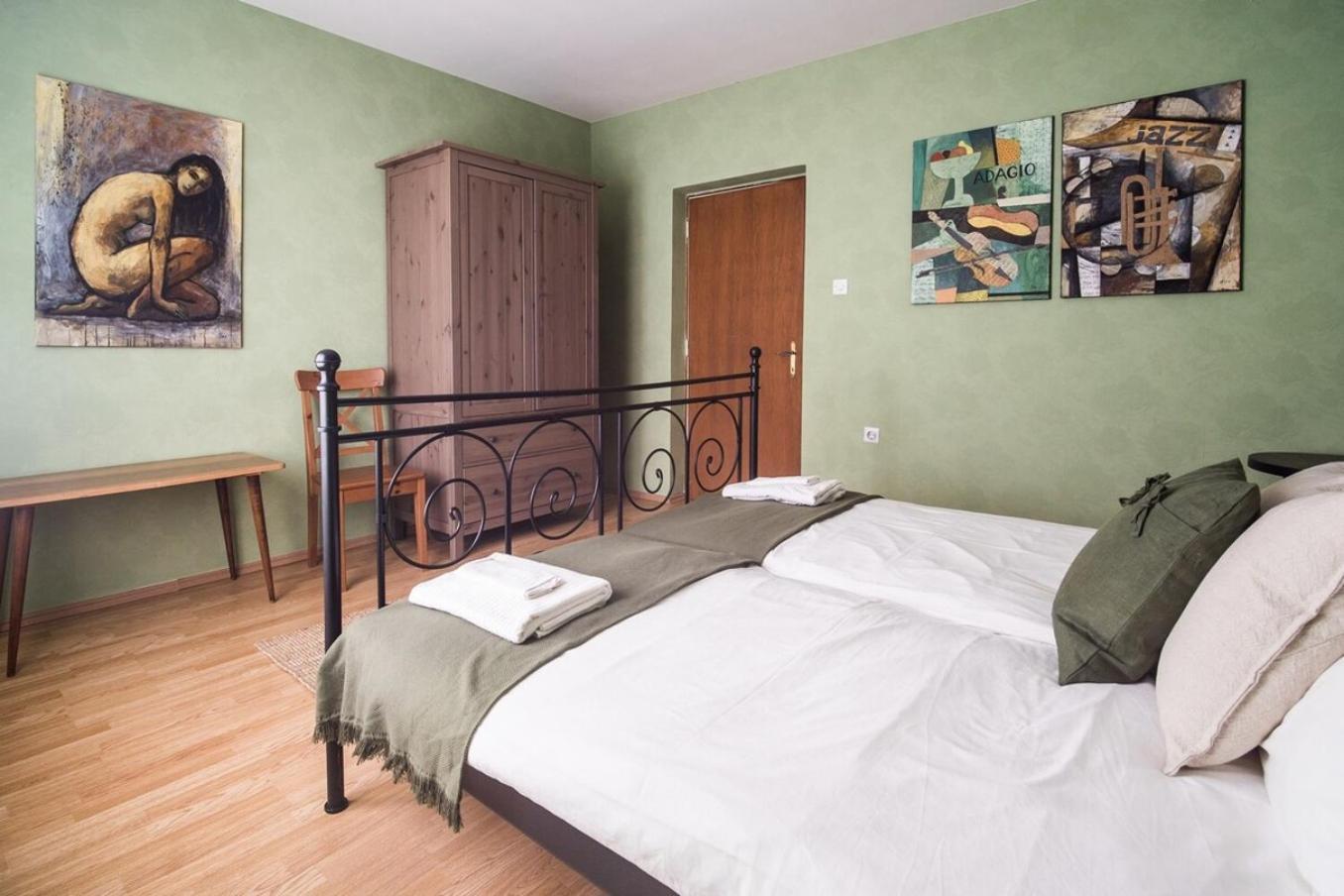 Vila Labod, Unique Villa At The Lake Most na Soči Kültér fotó
