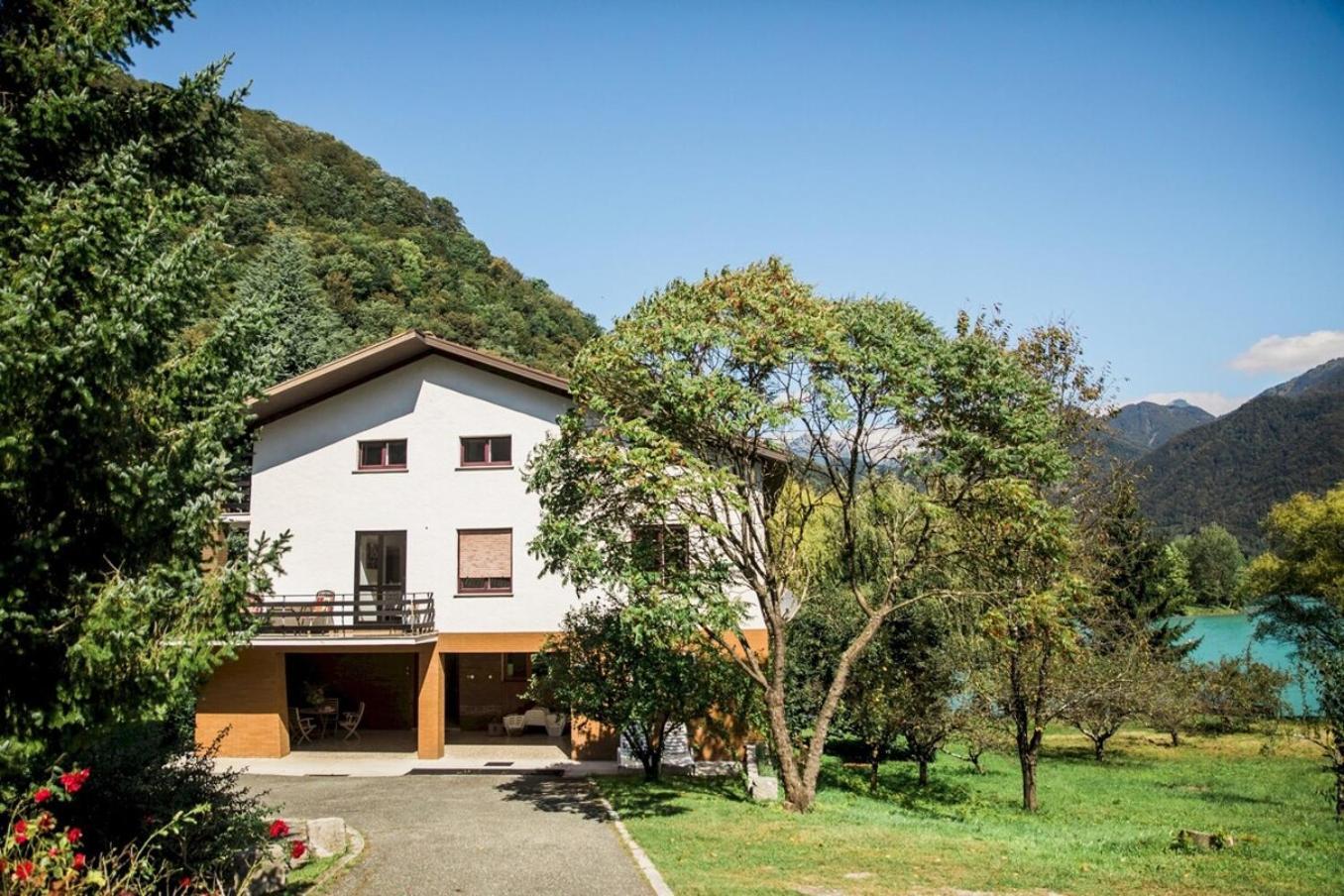 Vila Labod, Unique Villa At The Lake Most na Soči Kültér fotó